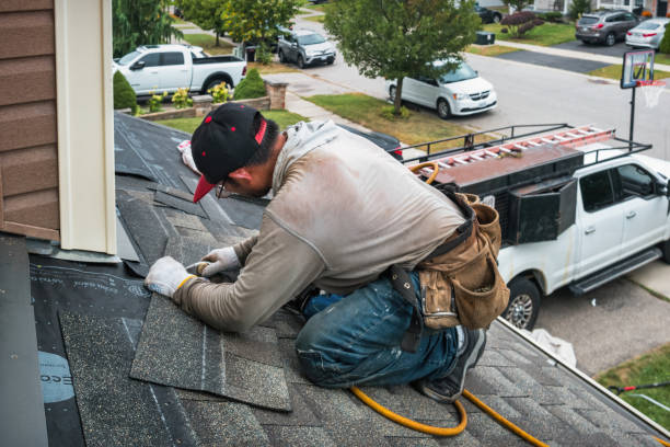 Professional Emergency Roof Repair technician working in Janesville, MN